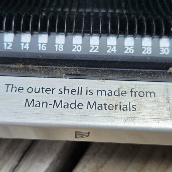 DiscGear Selector 120HD Faux Black Leather Storage Holder Case CD DVD With Light - Picture 10 of 13